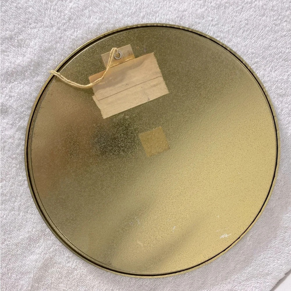 Vintage Round Metal Alaska Collectible Souvenir Tray Decor - Picture 2 of 7